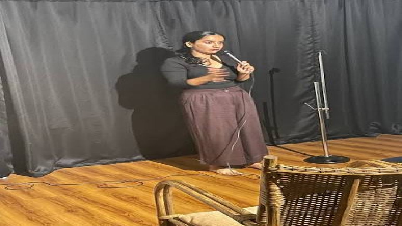Khar Comedy Club