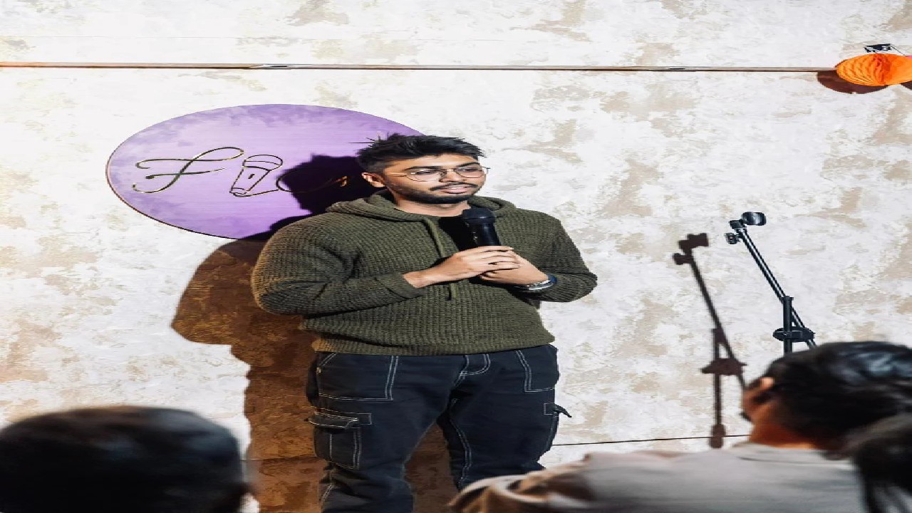 Flow Comedy Club
