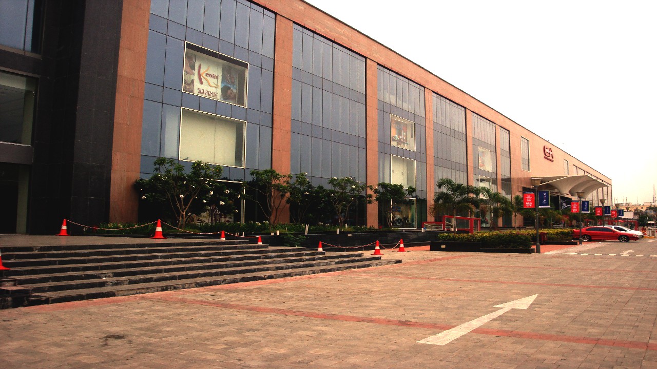 Express Avenue Mall