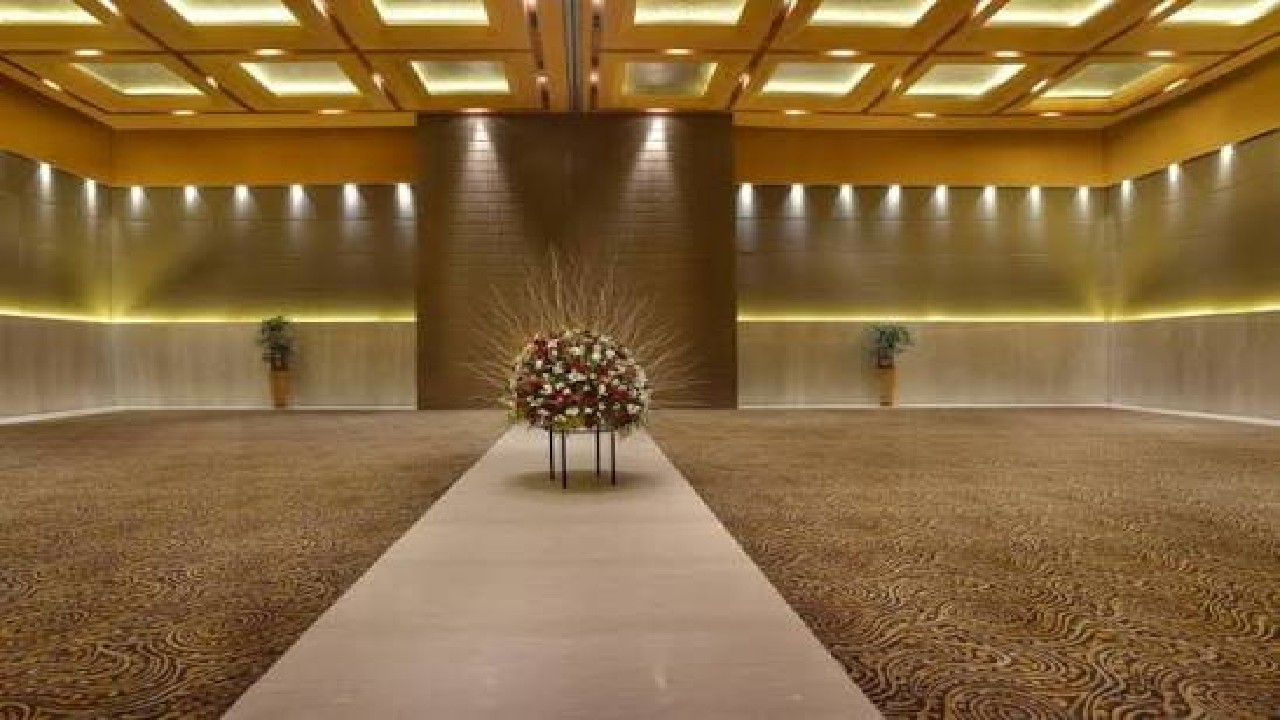 Great Ball Room,The Lalit Great Eastern: Kolkata
