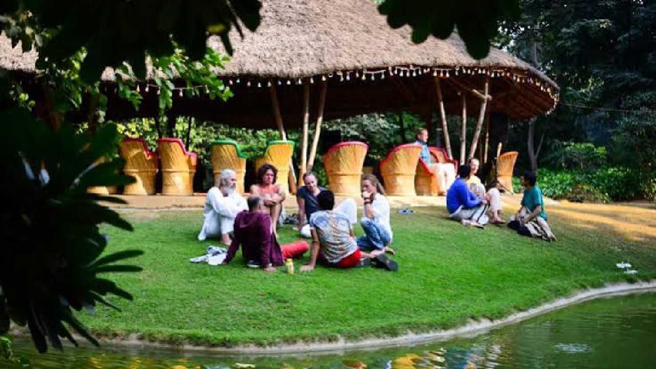 Zorba The Buddha: Delhi