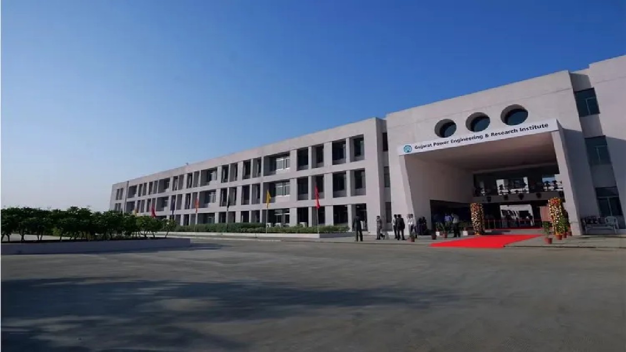Dr. MGR Janaki College
