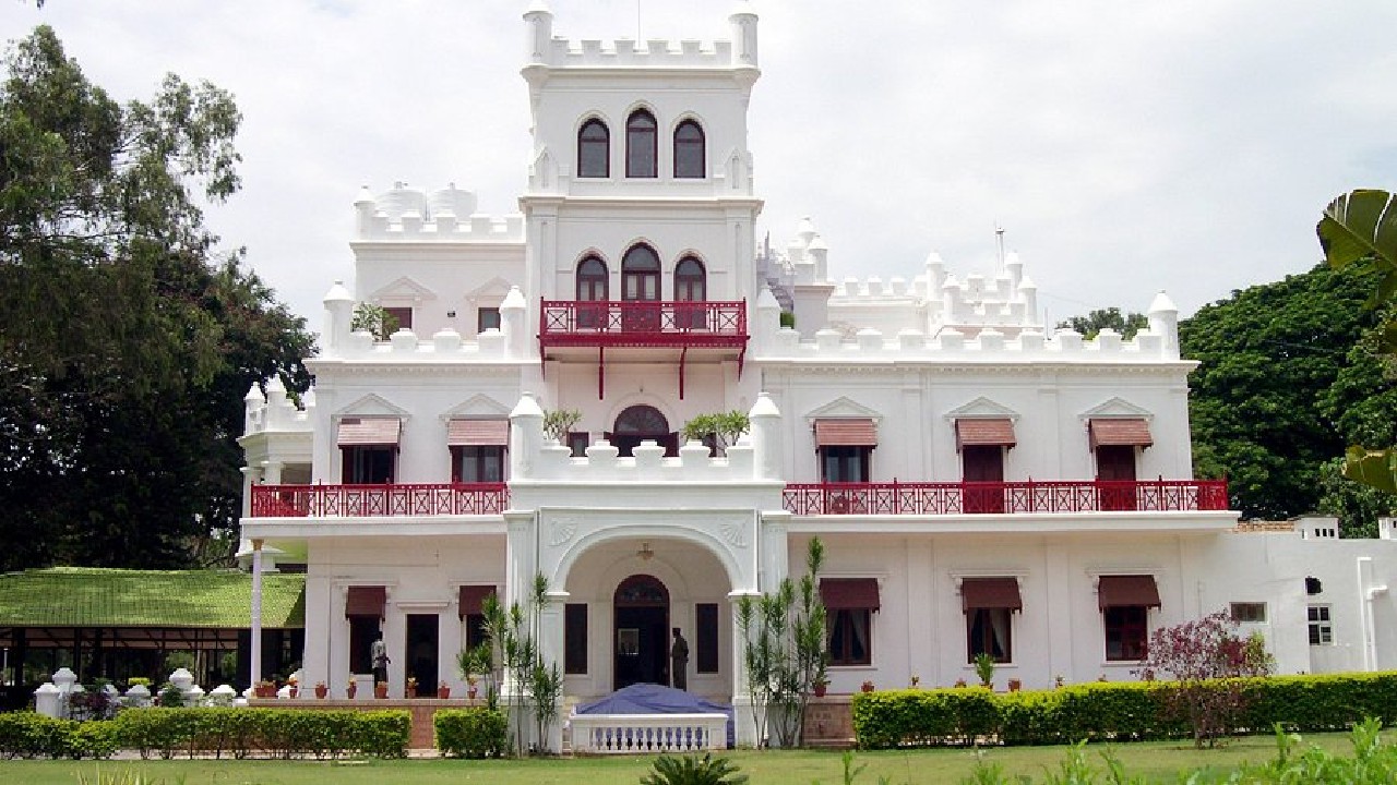 Jayamahal Palace Exhibition Center