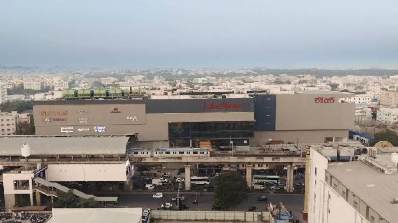 Lake Shore Mall - Y Junction