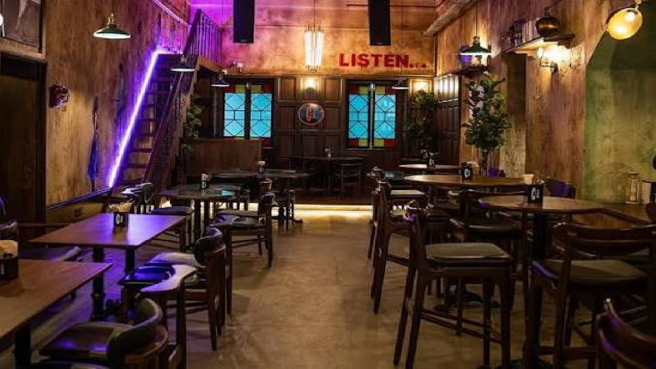 Conversation Room