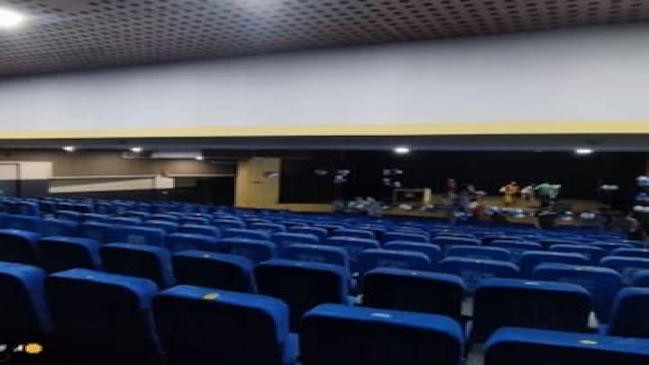 Mahanayak Uttam Manch, Kolkata